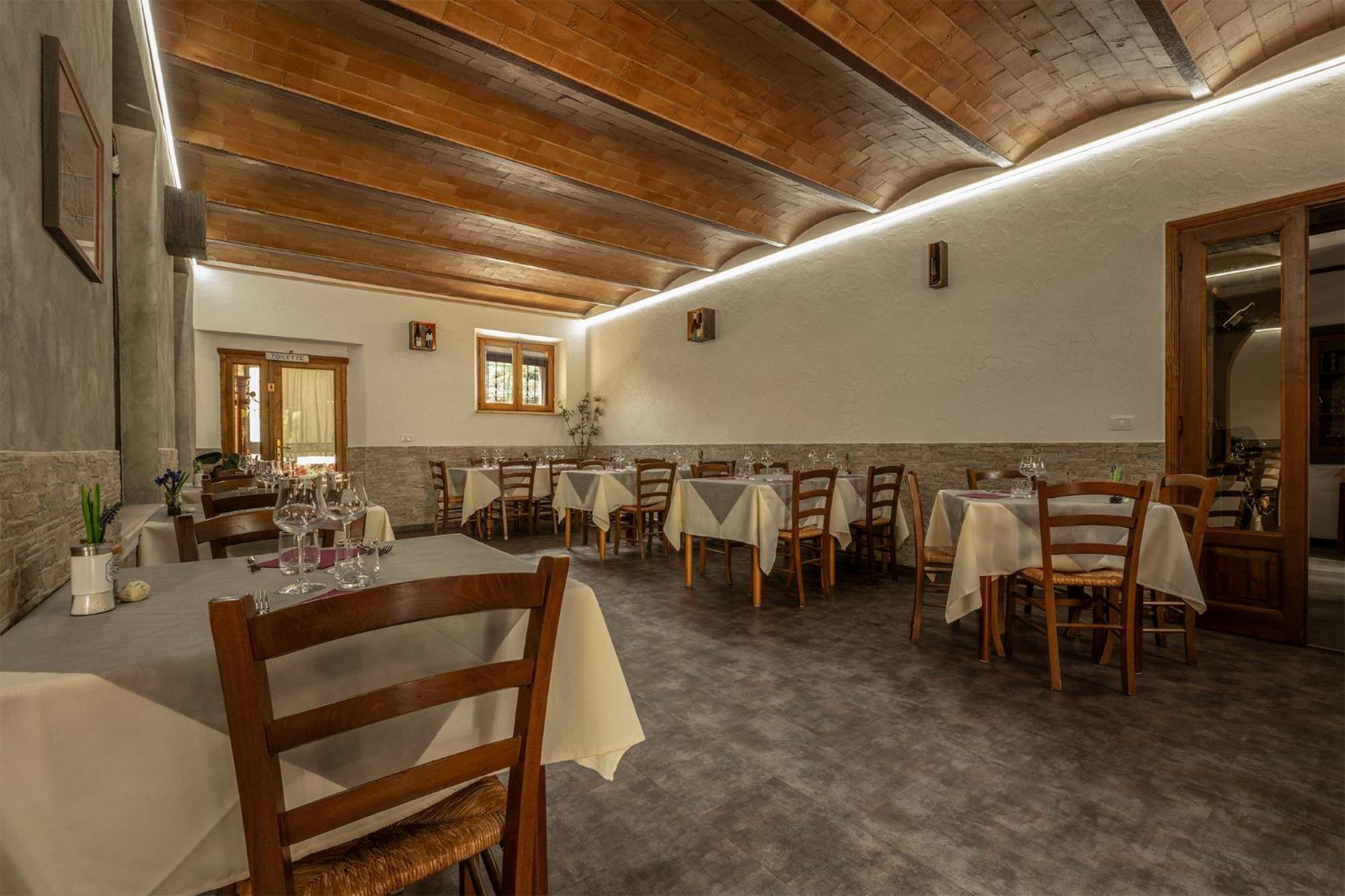 B&B Locanda Sant'Antimo Montalcino Eksteriør bilde